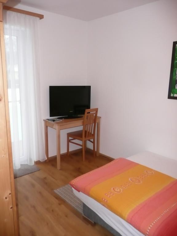 Gasthaus Pension Zur Nixe Steinbach am Attersee Szoba fotó